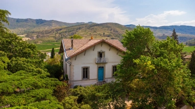 4 Bedroom(s) - 0 m² land for sale in Aude, Languedoc-Roussillon, France - FrenchPropertyPortal.com Magnificent 1900 Mansion for sale for 699,000€ in Aude, Languedoc-Roussillon