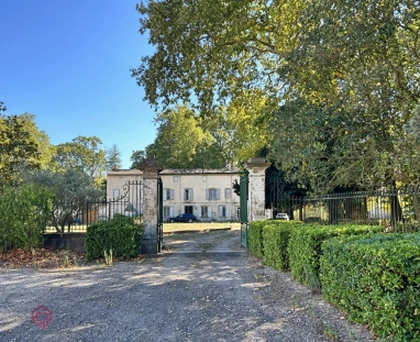 Masterhouse to renovate, centre of Carcassonne 5 min for sale for 480,000&euro; in Aude, Languedoc-Roussillon
