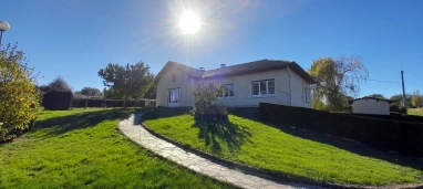 Detached house with nice view for sale for 185,000&euro; in Haute-Pyrénées, Midi-Pyrénées