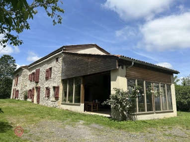 3 Bedroom(s) - 648,614m² land for sale in Aude, Languedoc-Roussillon, France - FrenchPropertyPortal.com Character and comfort is this renovated stone house surrounded by over 100 acres of land for sale for 795,000€ in Aude, Languedoc-Roussillon