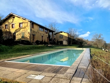 Charming Retreat with Pool and Scenic Views for sale for 450,000&euro; in Haut-Garonne, Midi-Pyrénées