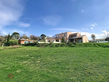 Elegant contemporary villa with swimming pool for sale for 520,000&euro; in Aude, Languedoc-Roussillon