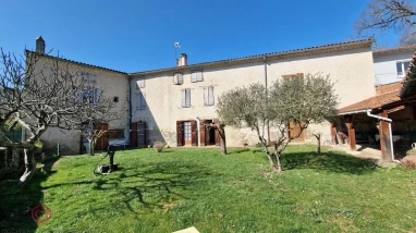 Character property with strong potential for sale for 185,000&euro; in Ariège, Midi-Pyrénées