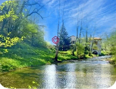 Old Watermill, pool and land for sale for 430,000&euro; in Haut-Garonne, Midi-Pyrénées