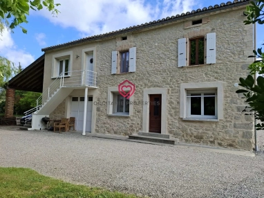 A charming property in a rural setting for sale for 345,000&euro; in Aude, Languedoc-Roussillon