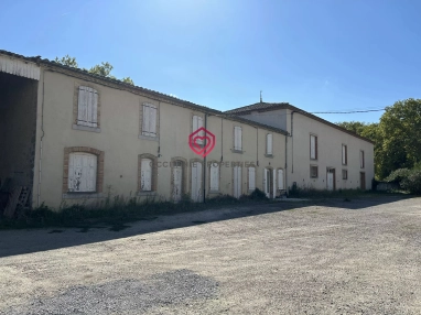 Grand domaine au portes de Carcassonne for sale for 975,000&euro; in Aude, Languedoc-Roussillon