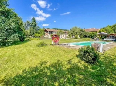 Large Country Estate with a Gîte, Saltwater Pool & Business Potential in the Heart of Southwest France for sale for 445,000&euro; in Gers, Midi-Pyrénées