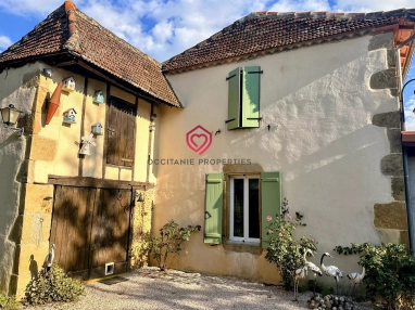 Character Farmhouse with Guest Cottage, 9Hectares, Pool and Panoramic Views near Marciac, Gers for sale for 380,000&euro; in Gers, Midi-Pyrénées