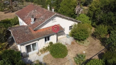 Charming 4-Bedroom House in L'Isle-en-Dodon for sale for 268,400&euro; in Haut-Garonne, Midi-Pyrénées