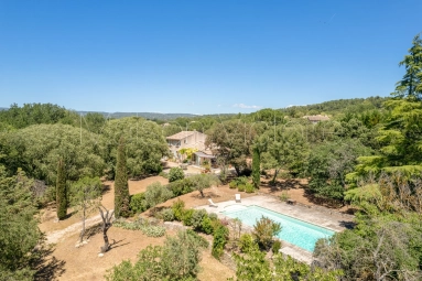 182m² property with swimming pool and stunning plot of constructible land. for sale for 1,200,000&euro; in Vaucluse, Provence-Alpes-Côte-d\'Azur