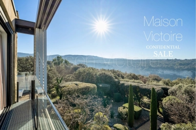 Contemporary stone house with panoramic views, pool, and terraces in the Venasque countryside. for sale for 1,598,000&euro; in Vaucluse, Provence-Alpes-Côte-d\'Azur