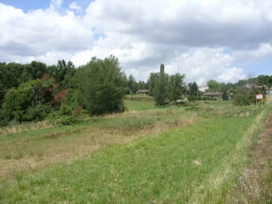 2,300m² land for sale in Lot-et-Garonne, Aquitaine, France - FrenchPropertyPortal.com A unique opportunity to acquire a building plot over looking a golf course. for sale for 28,000€ in Lot-et-Garonne, Aquitaine