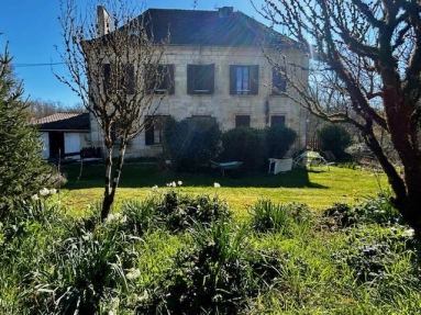 7 Bedroom(s) - 6 Bathroom(s) - 10,000m² land for sale in Dordogne, Aquitaine, France - FrenchPropertyPortal.com Charming historic watermill near Bergerac with income potential, streams & lake for sale for 420,000€ in Dordogne, Aquitaine