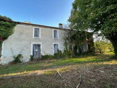 11 Bedroom(s) - 1 Bathroom(s) - 5,614m² land for sale in Dordogne, Aquitaine, France - FrenchPropertyPortal.com An interesting imposing stone built property in need of complete renovation throughout with large grounds and walking distance to amenities. for sale for 55,000€ in Dordogne, Aquitaine