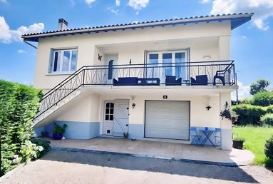 3 Bedroom(s) - 1 Bathroom(s) - 817m² land for sale in Lot-et-Garonne, Aquitaine, France - FrenchPropertyPortal.com Walk to Village Amenities | 3-Bedroom Home with Sunny Garden & Garage for sale for 209,999€ in Lot-et-Garonne, Aquitaine