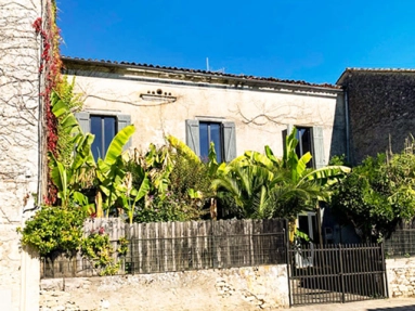 3 Bedroom(s) - 3 Bathroom(s) - 574m² land for sale in Dordogne, Aquitaine, France - FrenchPropertyPortal.com Character Village Home with Independent Gîte & Pool Near Château des Vigiers Golf Course for sale for 217,000€ in Dordogne, Aquitaine