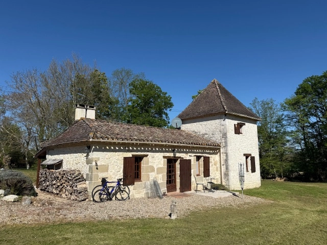 2 Bedroom(s) - 1 Bathroom(s) - 5,162m² land for sale in Lot-et-Garonne, Aquitaine, France - FrenchPropertyPortal.com Charming Renovated Stone Home in Peaceful Hamlet Near Bergerac for sale for 335,000€ in Lot-et-Garonne, Aquitaine