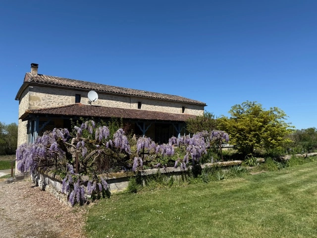 Elegant Stone Maison de Maître with Pool & Private Woodland Near Eymet for sale for 378,000&euro; in Lot-et-Garonne, Aquitaine
