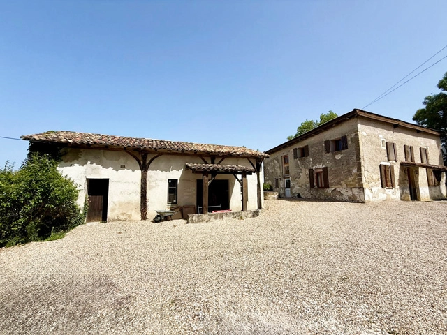 Exceptional Renovated Maison de Maître with Panoramic Countryside Views! for sale for 380,000&euro; in Lot-et-Garonne, Aquitaine