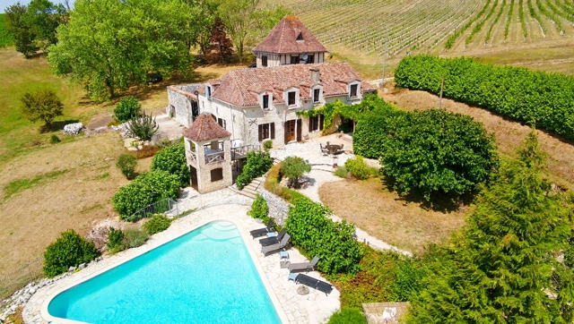 6 Bedroom(s) - 5 Bathroom(s) - 34,365m² land for sale in Lot-et-Garonne, Aquitaine, France - FrenchPropertyPortal.com French Property Near Duras with 3 Habitable Dwellings & Pool for sale for 499,000€ in Lot-et-Garonne, Aquitaine