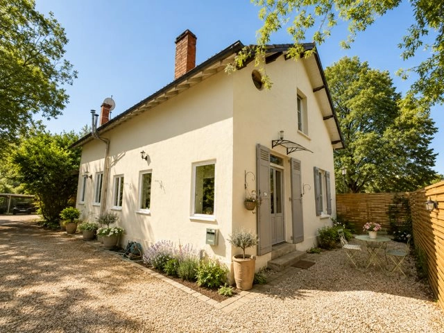 3 Bedroom(s) - 2 Bathroom(s) - 4,500m² land for sale in Dordogne, Aquitaine, France - FrenchPropertyPortal.com Beautiful Riverside Home Near Eymet for sale for 265,000€ in Dordogne, Aquitaine