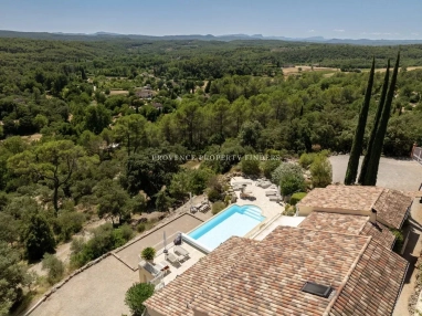 6 Bedroom(s) - 6,250m² land for sale in Var, Provence-Alpes-Côte-d\'Azur, France - FrenchPropertyPortal.com Villa with 6 bedrooms, spectaculair views. for sale for 1,395,000€ in Var, Provence-Alpes-Côte-d\'Azur