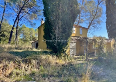 3 Bedroom(s) - 0 m² land for sale in Var, Provence-Alpes-Côte-d\'Azur, France - FrenchPropertyPortal.com Looking for a renovation project in Lorgues? for sale for 380,000€ in Var, Provence-Alpes-Côte-d\'Azur