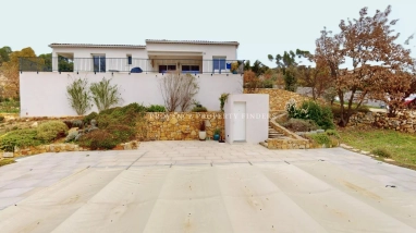 Sunny Contemporary Villa in Prime Lorgues Location for sale for 750,000&euro; in Var, Provence-Alpes-Côte-d\'Azur