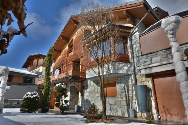 For sale - 5-bedroom chalet - Bozel centre for sale for 1,460,000&euro; in Savoie, Rhône-Alpes