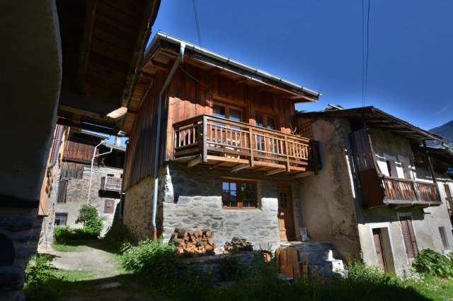 2 Bedroom(s) - 0 m² land for sale in Savoie, Rhône-Alpes, France - FrenchPropertyPortal.com Village house - Courchevel area for sale for 340,000€ in Savoie, Rhône-Alpes