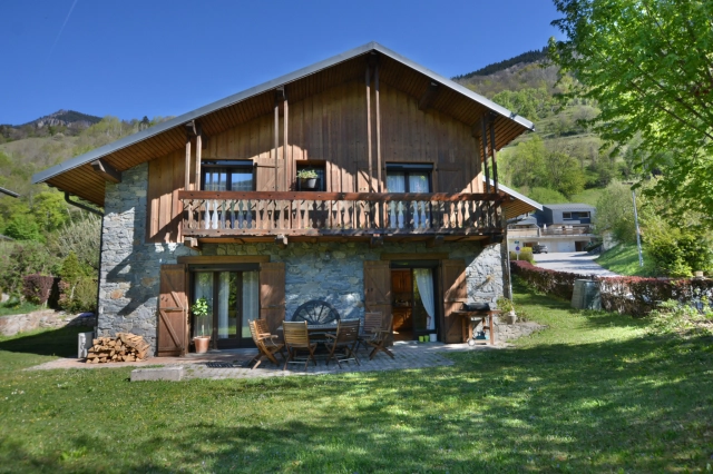 For sale - architect-designed house - Bozel town centre for sale for 1,250,000&euro; in Savoie, Rhône-Alpes