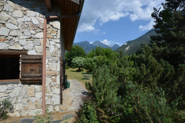 House and constuctible land for sale for 2,050,000&euro; in Savoie, Rhône-Alpes