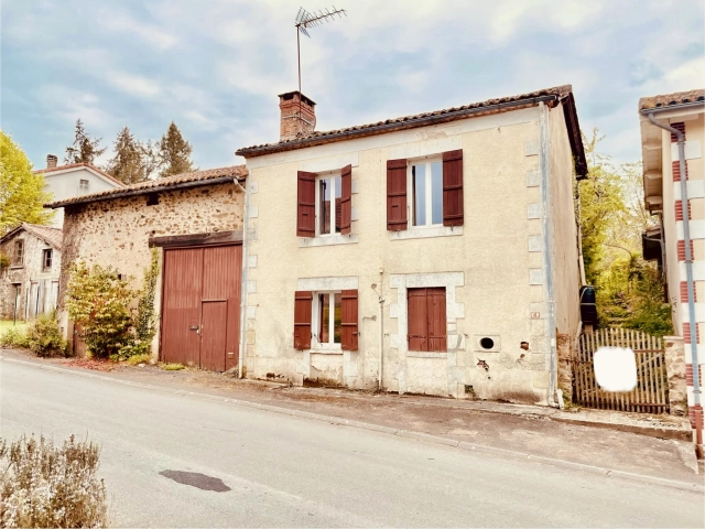 4 Bedroom(s) - 2 Bathroom(s) - 0 m² land for sale in Charente, Poitou-Charentes, France - FrenchPropertyPortal.com DETACHED VILLAGE HOUSE WITH GARDEN AND OUTBUILDINGS for sale for 82,500€ in Charente, Poitou-Charentes