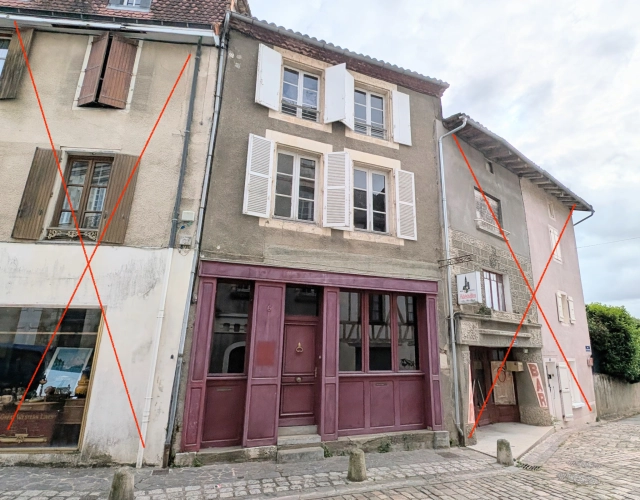 1 Bathroom(s) - 0 m² land for sale in Charente, Poitou-Charentes, France - FrenchPropertyPortal.com CENTRE TOWN, HOUSE WITH EXCELLENT RENOVATION POTENTIEL for sale for 55,000€ in Charente, Poitou-Charentes