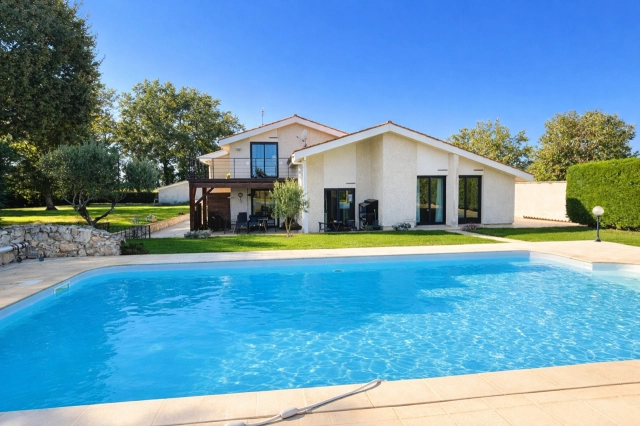 0 m² land for sale in Lot-et-Garonne, Aquitaine, France - FrenchPropertyPortal.com Beautiful architect-designed house in villeneuve-sur-lot for sale for 489,000€ in Lot-et-Garonne, Aquitaine