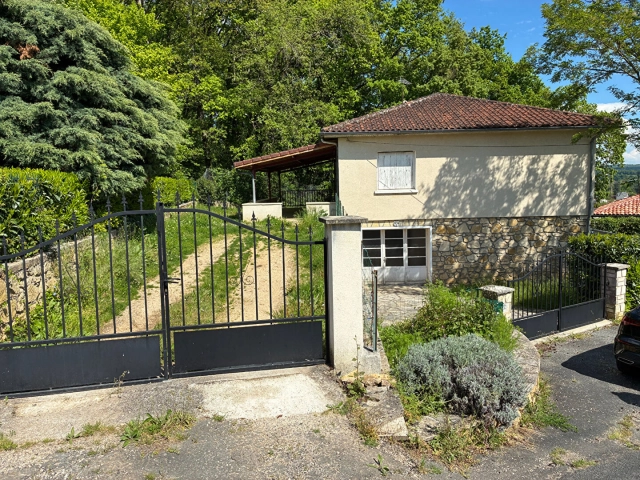 House with garden in monsempron libos for sale for 119,600&euro; in Lot-et-Garonne, Aquitaine