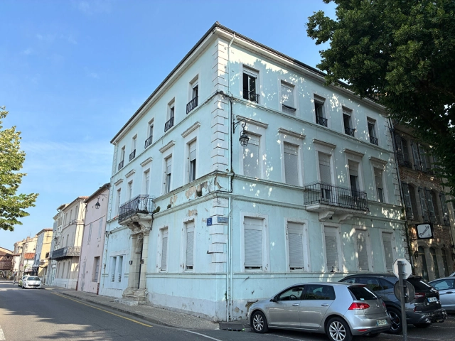 0 m² land for sale in Lot-et-Garonne, Aquitaine, France - FrenchPropertyPortal.com Building with 11 apartments in the center of villeneuve-sur-lot for sale for 495,000€ in Lot-et-Garonne, Aquitaine