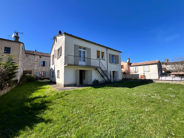 House with a garden in the centre of monpazier for sale for 150,000&euro; in Dordogne, Aquitaine