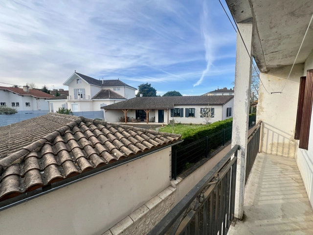 0 m² land for sale in Lot-et-Garonne, Aquitaine, France - FrenchPropertyPortal.com House in the heart of villeréal for sale for 89,000€ in Lot-et-Garonne, Aquitaine