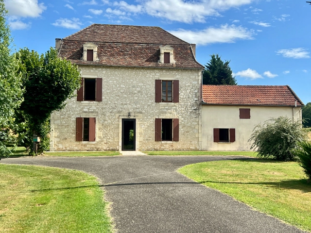 0 m² land for sale in Lot-et-Garonne, Aquitaine, France - FrenchPropertyPortal.com Stone house a stone's throw from villeréal for sale for 277,000€ in Lot-et-Garonne, Aquitaine