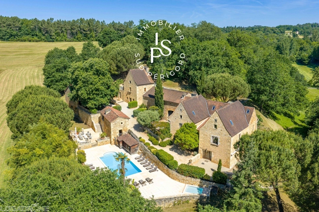 Character stone hamlet dating from the 16th century - interactive virtual tour for sale for 1,470,000&euro; in Lot-et-Garonne, Aquitaine