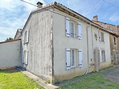 Pretty 3 bedroom house with beautiful garden - Near Nanteuil-en-Vallée for sale for 65,000€ in Charente, Poitou-Charentes