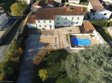 Beautiful 6 Bedroom House With Swimming Pool Near Aigre And Cognac for sale for 442,000&euro; in Charente, Poitou-Charentes