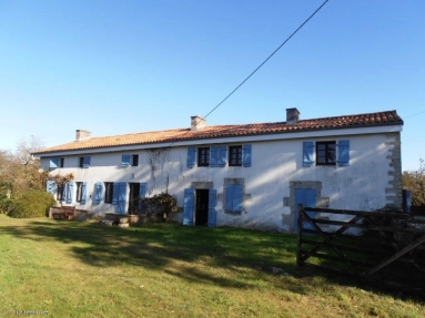 Beautiful Detached Character Stone Property With 5 Bedrooms, Gite Potential, And A Beautiful Garden for sale for 199,950&euro; in Deux-Sèvres, Poitou-Charentes