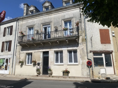 Spacious Village Property With Commerce In Walking Distance for sale for 158,500&euro; in Charente, Poitou-Charentes