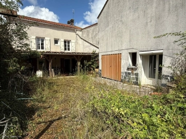 2 Bedroom(s) - 1 Bathroom(s) - 350m² land for sale in Charente, Poitou-Charentes, France - FrenchPropertyPortal.com Renovation Opportunity: Traditional Village Home with Outbuildings for sale for 55,000€ in Charente, Poitou-Charentes