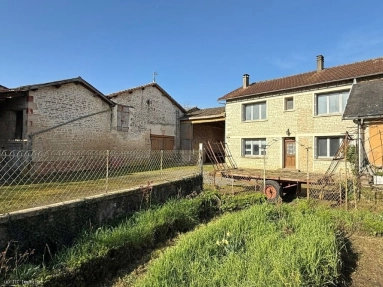 4 Bedroom(s) - 2 Bathroom(s) - 2,058m² land for sale in Charente, Poitou-Charentes, France - FrenchPropertyPortal.com Charming Village Property with Outbuildings and Large Garden for sale for 91,395€ in Charente, Poitou-Charentes