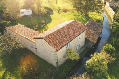 3 Bedroom(s) - 2 Bathroom(s) - 2,832m² land for sale in Charente, Poitou-Charentes, France - FrenchPropertyPortal.com Exceptional Riverside Property in the Heart of Ruffec for sale for 336,500€ in Charente, Poitou-Charentes