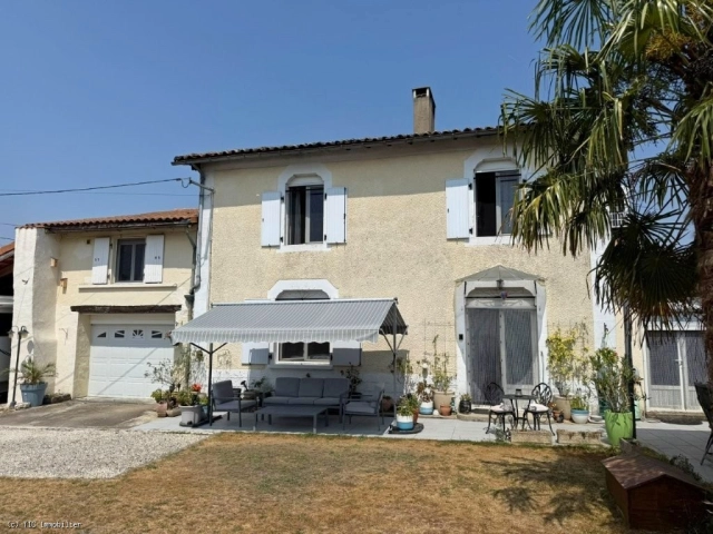 Lovely Country 4-Bedroom Home in Loubillé - Exlusive to TIC IMMOBILIER for sale for 175,530&euro; in Deux-Sèvres, Poitou-Charentes