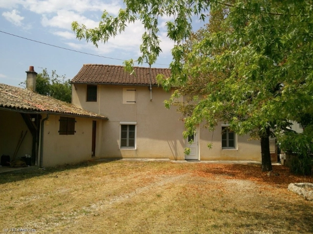 Detached Rural Property With Outbuildings And Investment Potential for sale for 98,925&euro; in Deux-Sèvres, Poitou-Charentes